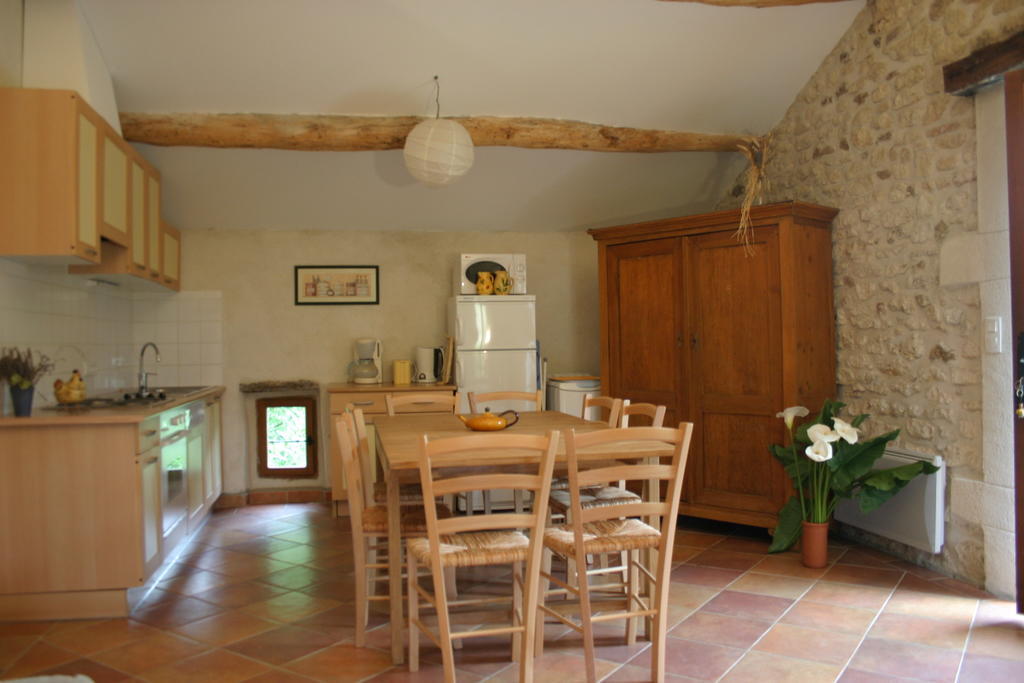 Gîte Le Gré Chantemerle-lès-Grignan Habitación foto